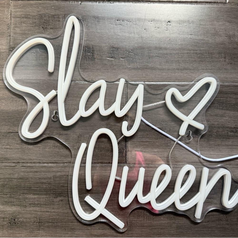 Pink Neon 'Slay Queen' Sign